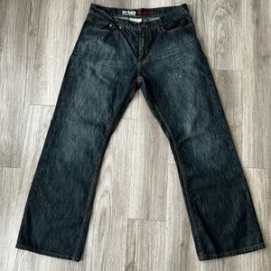 Urban Pipeline relaxed bootcut jeans men’s 36x32 dark washed gently used